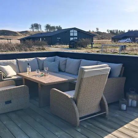 Alea - 800m From The Sea By Interhome